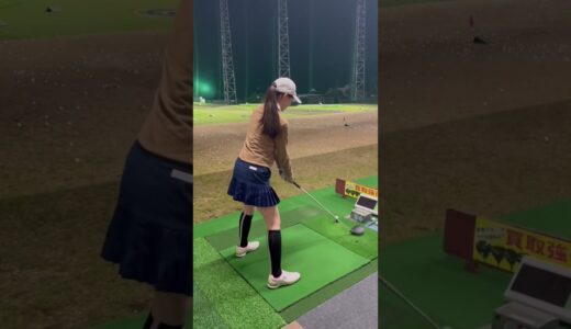 珍しくスカートです！ #golf #golftiktok #golftok #jk #ゴルフ #ゴルフ女子 #ゴルフ練習 #ドライバー #ドライバーショット